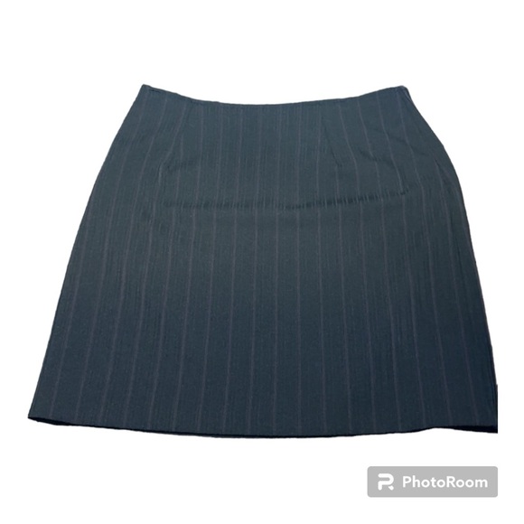 Stripped skirt - Picture 1 of 4